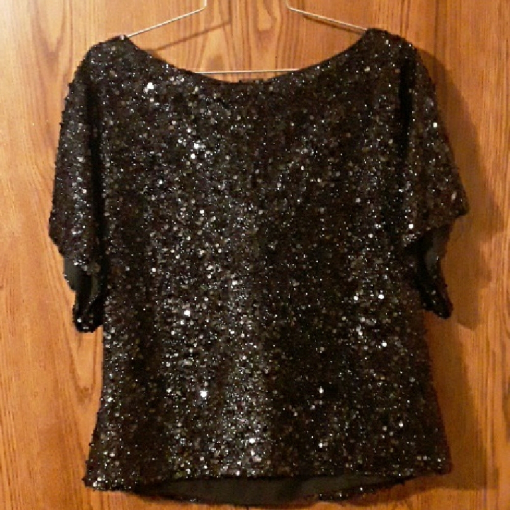 NWT black sequin short sleeve top - Picture 3 of 4